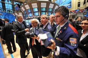 Giới đầu tư nhanh chóng mua bắt đáy